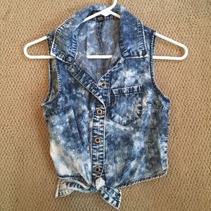 Adorable Forever 21 Denim Vest - Sz Small